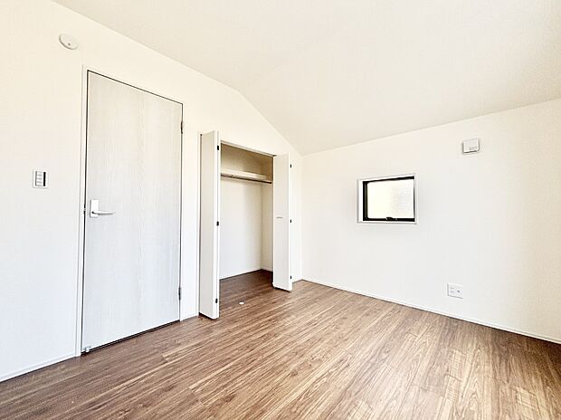 爽やかな日差しがお部屋全体を優しく包み込んでくれます