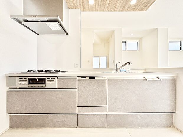 お料理を効率的に、楽しく!システムキッチン