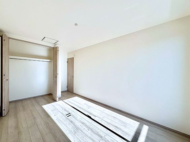 収納が充実しているので、居住スペースを広く使えます。