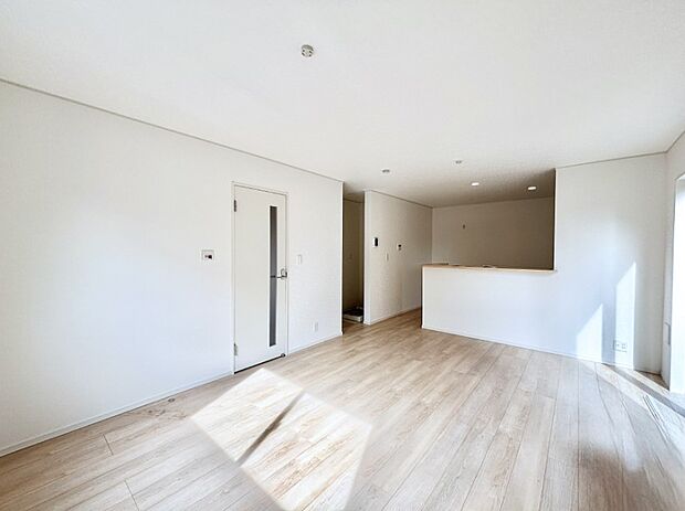 落ち着いた雰囲気のＬＤＫは家族みんなの快適空間  