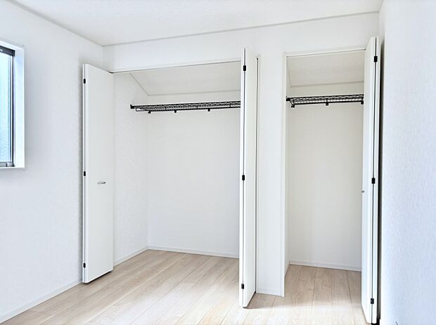 たっぷりの収納スペースで快適に暮らせそう