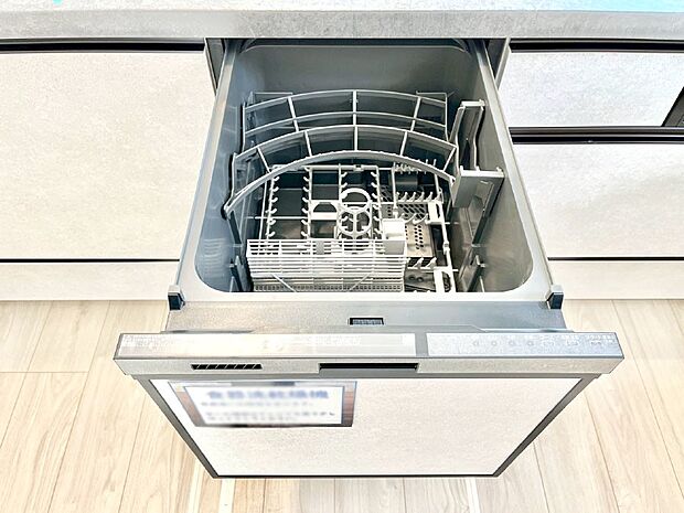 面倒なお片づけは食洗機にお任せ!家事の負担が減って、時間にも気持ちにもゆとりができます。
