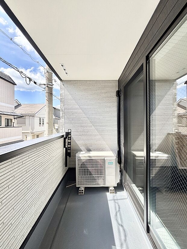 風通しの良いバルコニー