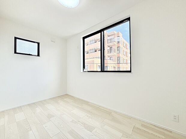 2面採光を確保した明るい空間。家族みんなが快適な暮らしを実現する設計です。