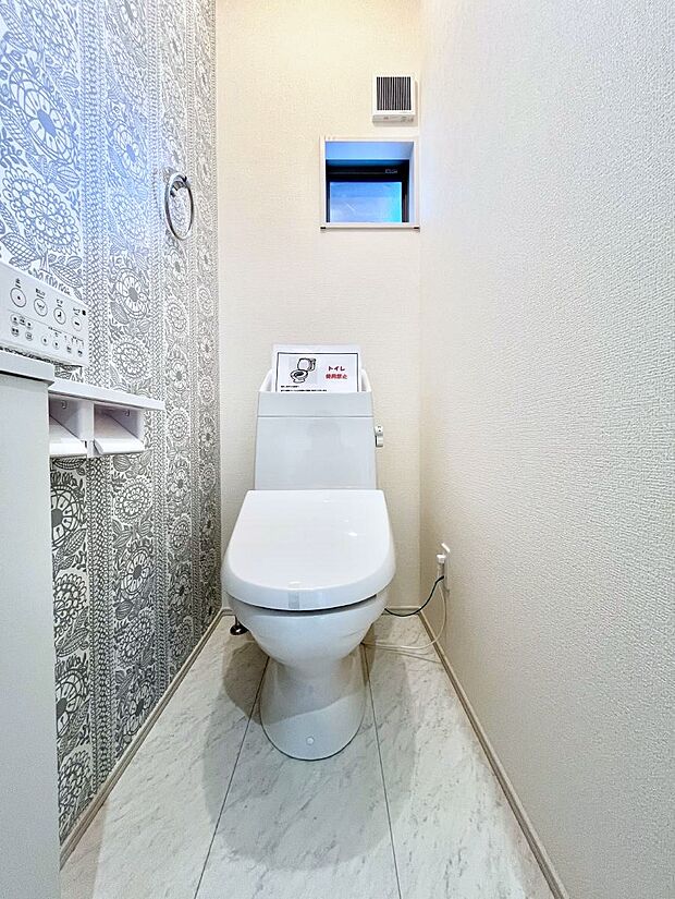 トイレは1階と2階それぞれに配置されていてとても便利です。 