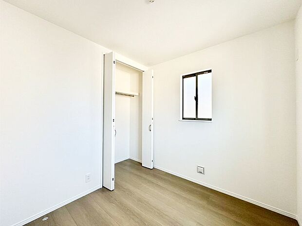 爽やかな日差しがお部屋全体を優しく包み込んでくれます