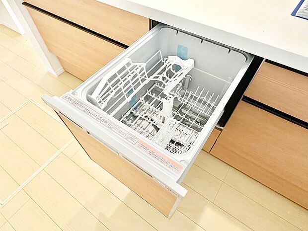 面倒なお片づけは食洗機にお任せ!家事の負担が減って、時間にも気持ちにもゆとりができます。