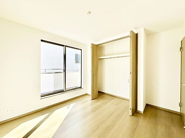 収納が充実しているので居住スペースを広々使えます