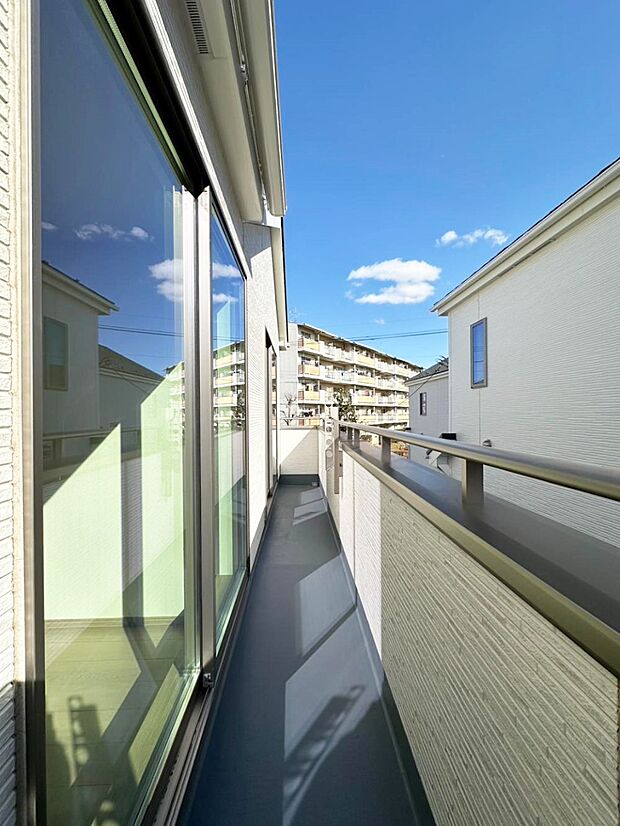 風通しの良いバルコニー