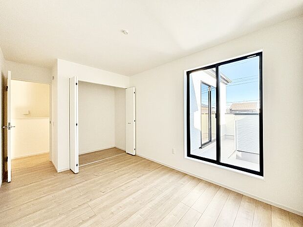 収納が充実しているので居住スペースを広々使えます