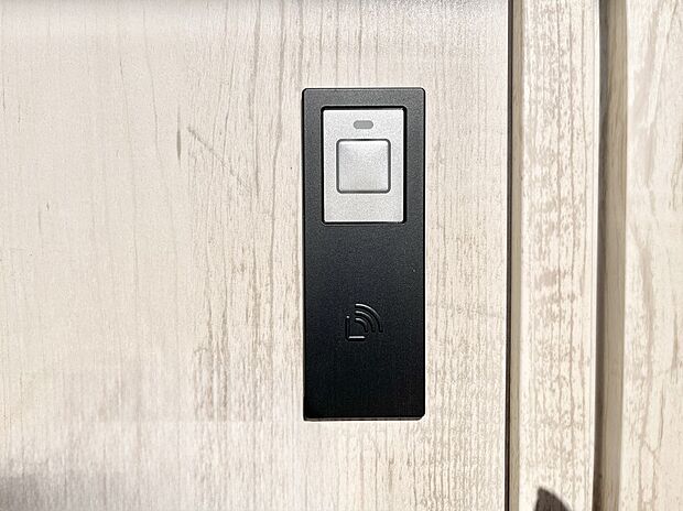 ラクラク開錠!スマートコントロールキー。