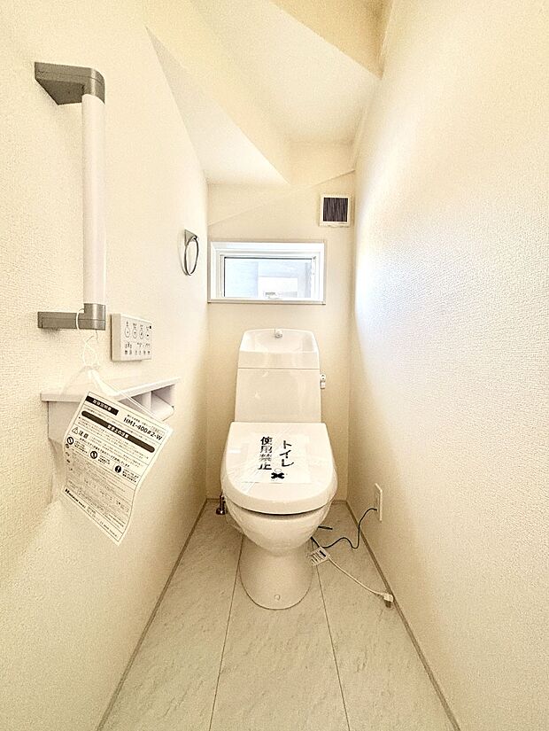 トイレは1階と2階それぞれに配置されていてとても便利です。 