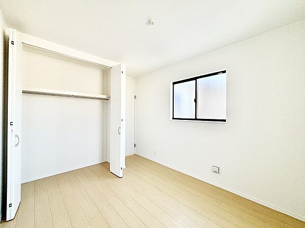 全居室2面採光&クローゼット付きです