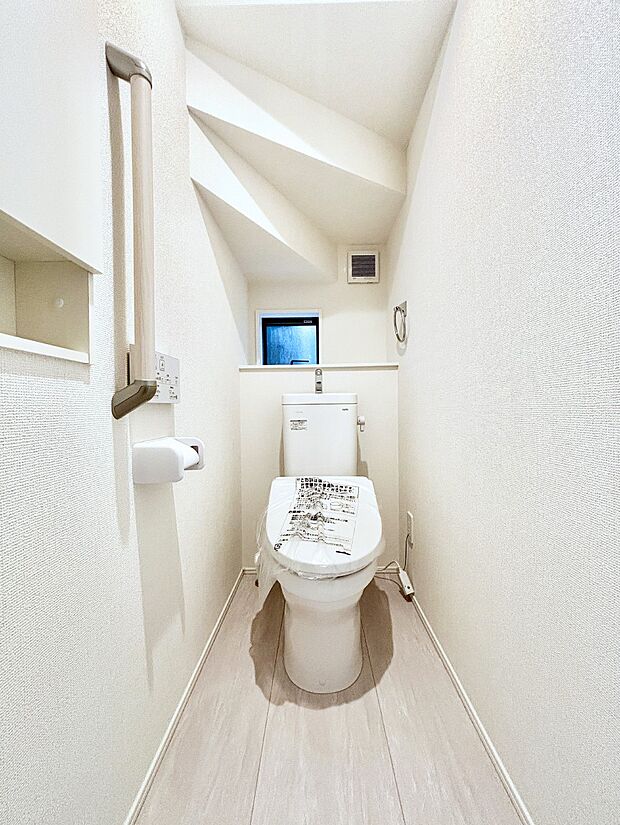 ウォシュレット付きトイレが1階と2階それぞれに配置されていてとても便利です。