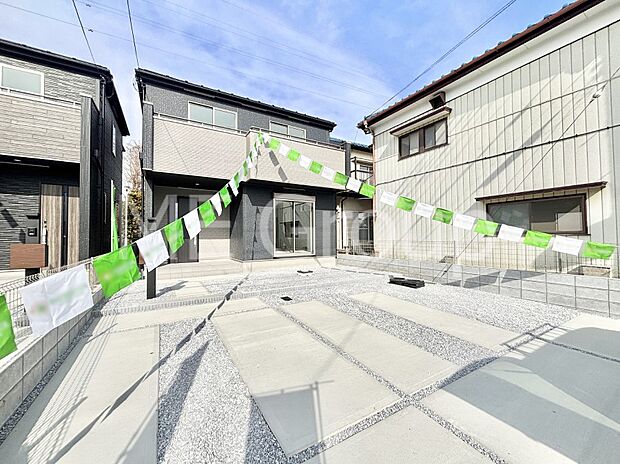 たっぷりの陽光と開放感に包まれる明るい住まい