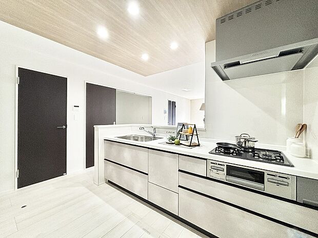 お料理を効率的に、楽しく！システムキッチン  