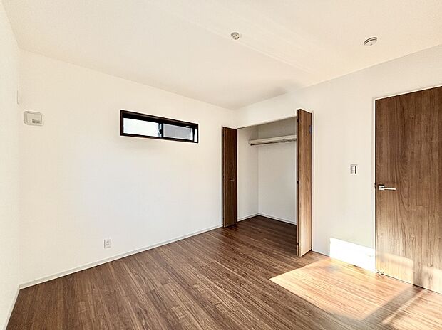 子供部屋にもおすすめな収納スペースたっぷりの居室