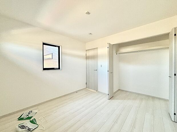 子供部屋にもおすすめな収納スペースたっぷりの居室