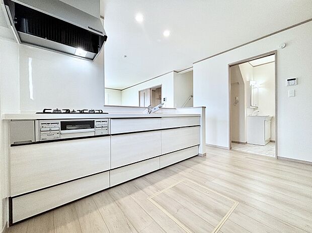 毎日使うキッチンだから、使いやすさ＆お手入れのしやすさにこだわりました。 