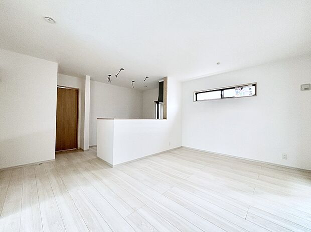 住む方の個性が引き出される、インテリアを考えるのが楽しみなリビングです！ 