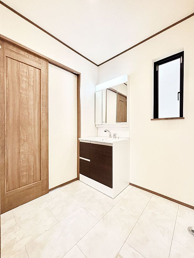 身支度もスムーズにおこなえる脱衣場