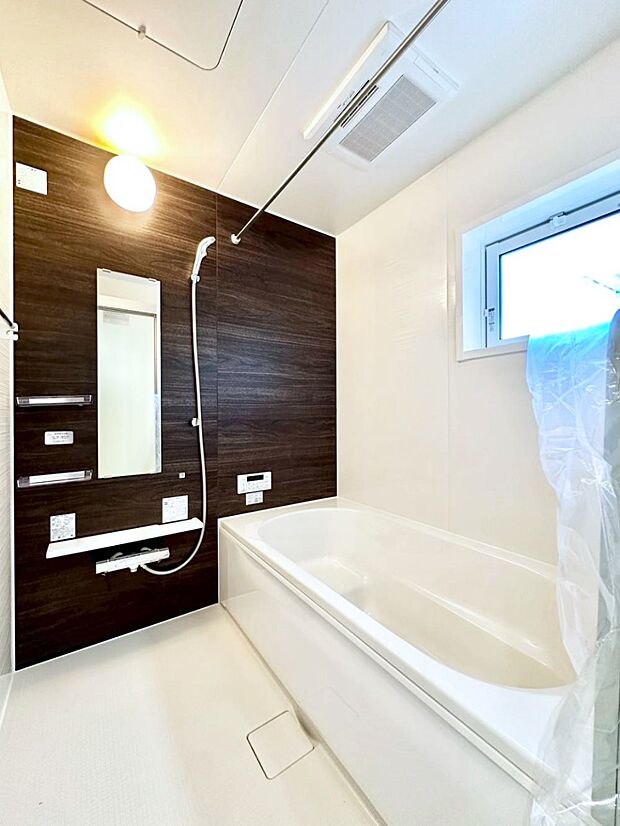 一日の疲れを癒やす大切なバスタイム。ゆっくりとお風呂を楽しんで疲れをとりたいですね！  