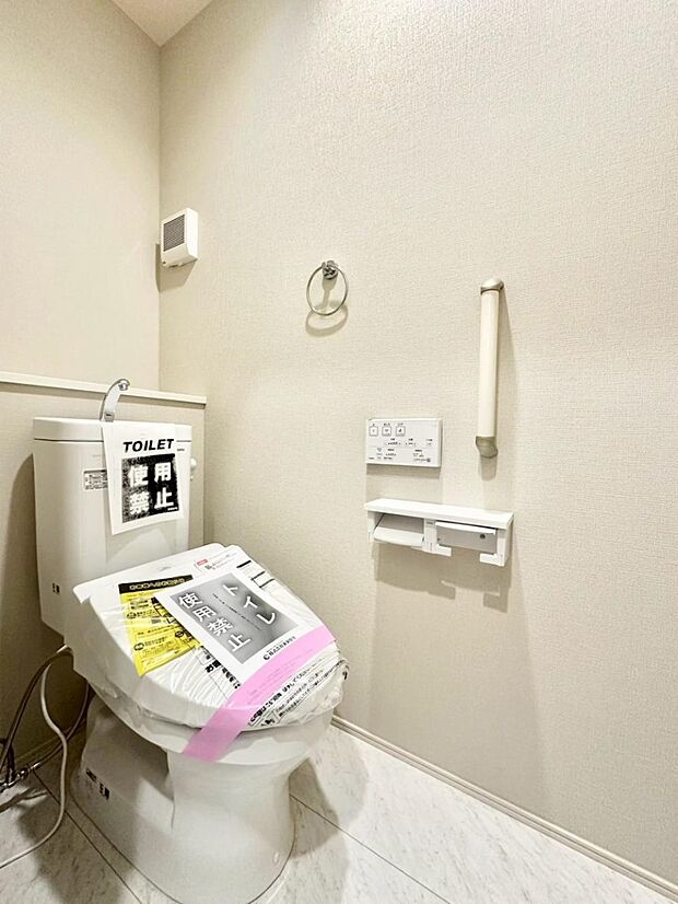 トイレは1階と2階それぞれに配置されていてとても便利です。 