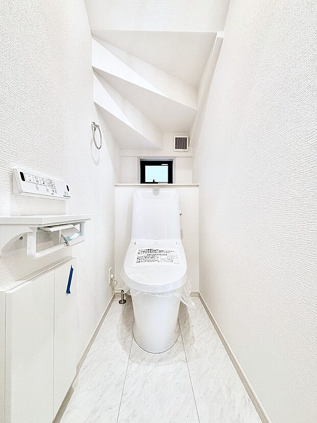 トイレは1階と2階それぞれに配置されていてとても便利です。 