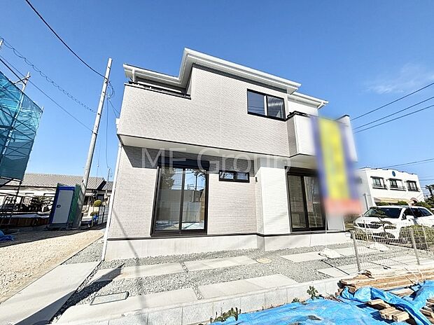 たっぷりの陽光と心地よい風が舞い込む住まい 