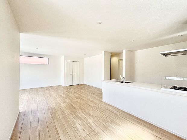 ご家族が自然と集まり、賑やかな笑い声で包まれる憩いの空間になりそうですね！