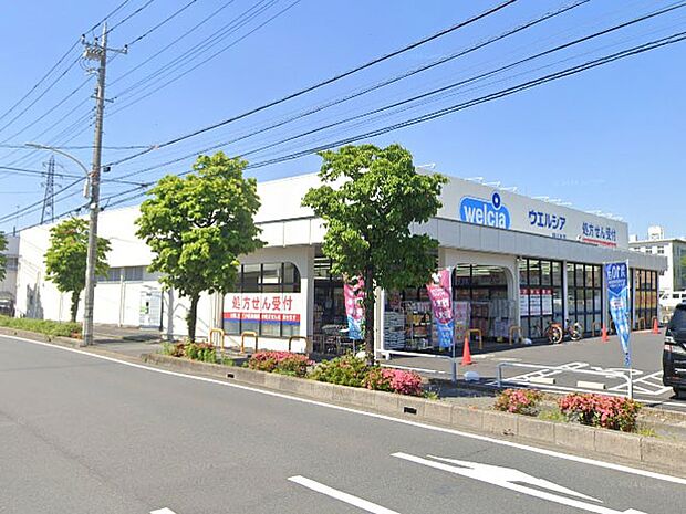 ドラッグストア 400m ウエルシア桶川泉店
