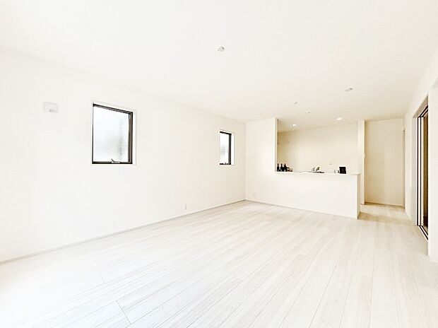 ご家族が自然と集まり、賑やかな笑い声で包まれる憩いの空間になりそうですね！