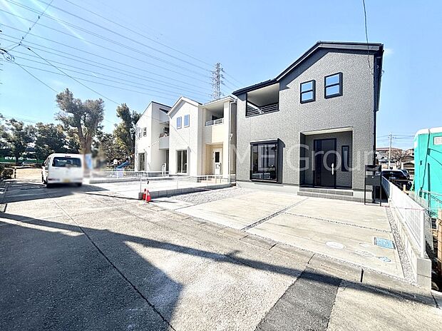 前面道路はきちんと整備されています