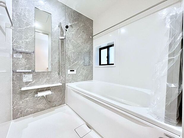 一日の疲れを癒やす大切なバスタイム。ゆっくりとお風呂を楽しんで疲れをとりたいですね!