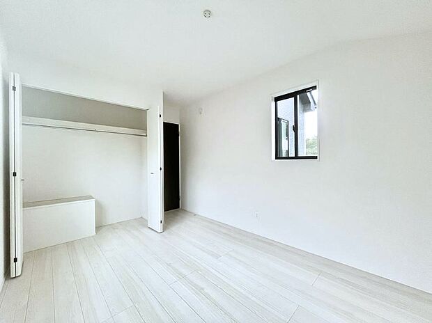 収納が充実しているので、居住スペースを広く使えます。