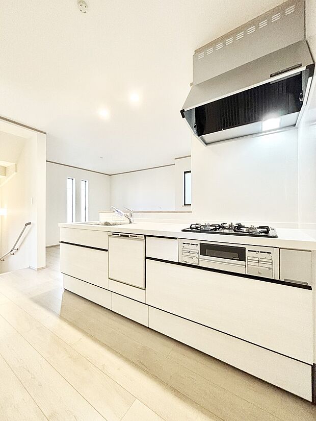 料理をしながらご家族との会話を楽しめる対面カウンターキッチン