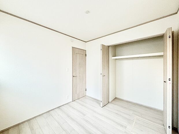 収納が充実しているので居住スペースを広々使えます