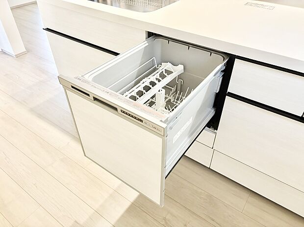 面倒なお片づけは食洗機にお任せ!家事の負担が減って、時間にも気持ちにもゆとりができます。