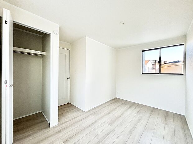 収納が充実しているので居住スペースを広々使えます