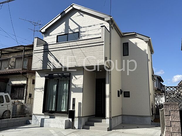 たっぷりの陽光と心地よい風が舞い込む住まい