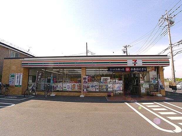 コンビニ 1000m セブン-イレブン さいたま深作2丁目店