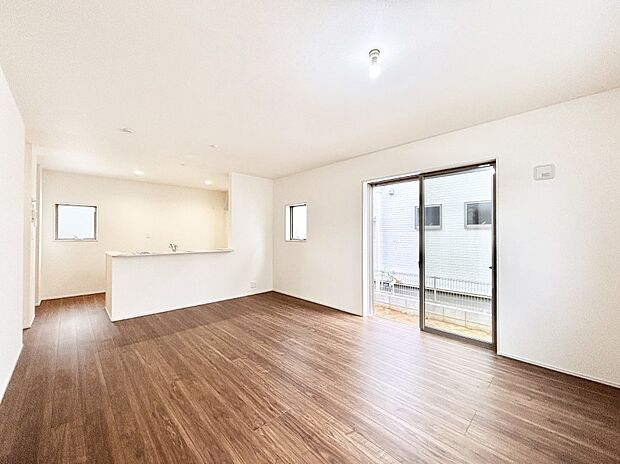 16帖のLDKは家族みんなの快適空間!家族のつながりを強くする大事なスペースです。