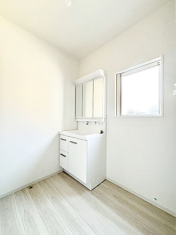 お子さんがうがい、手洗いも喜んでしてくれそうな洗面所！