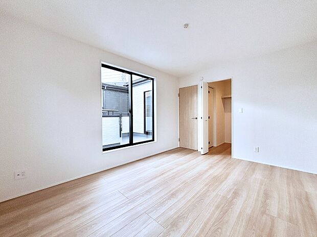 子供部屋にもおすすめな収納スペースたっぷりの居室