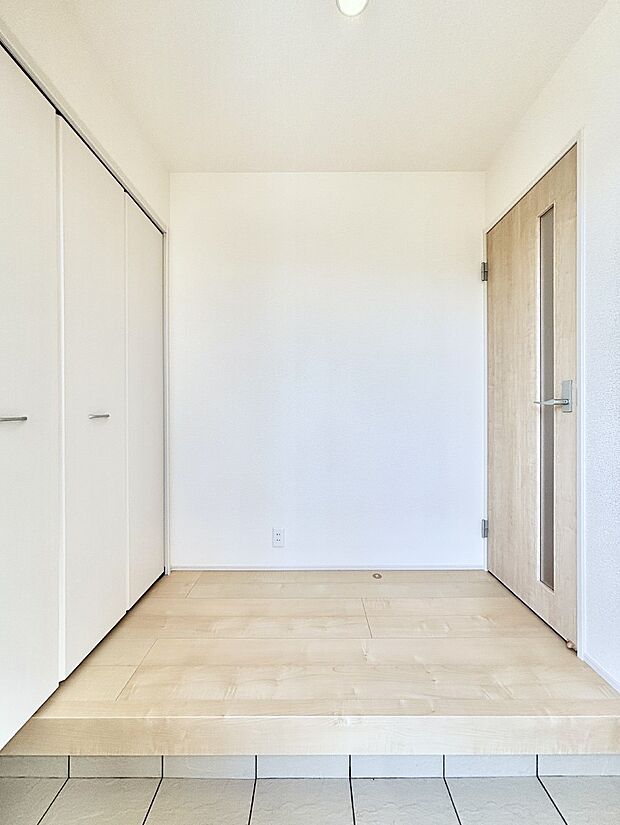 家族の帰宅やお客様をあたたかく迎える玄関