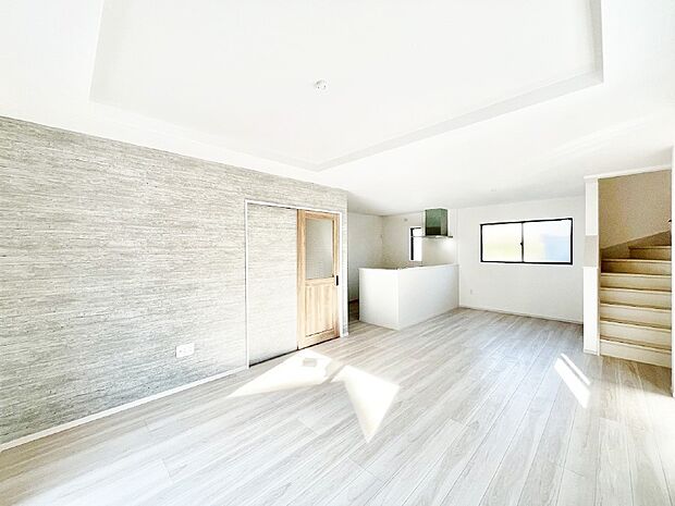 どこにいても家族のつながりを感じられるコミュニケーションリビング。 