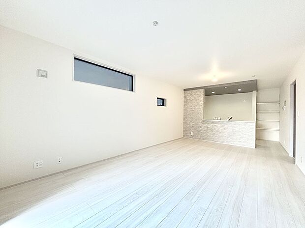 住む方の個性が引き出される、インテリアを考えるのが楽しみなリビングです！ 