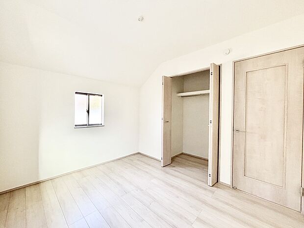 収納が充実しているので居住スペースを広々使えます