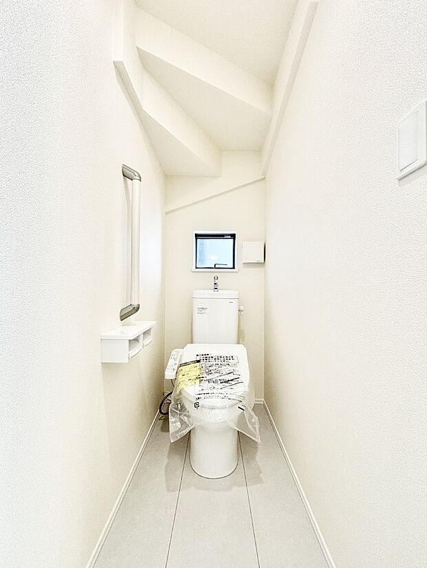 トイレは温水洗浄機能付き