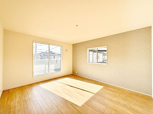 明るいバルコニーサイドに洋室を設置。目覚めの良い寝室に。